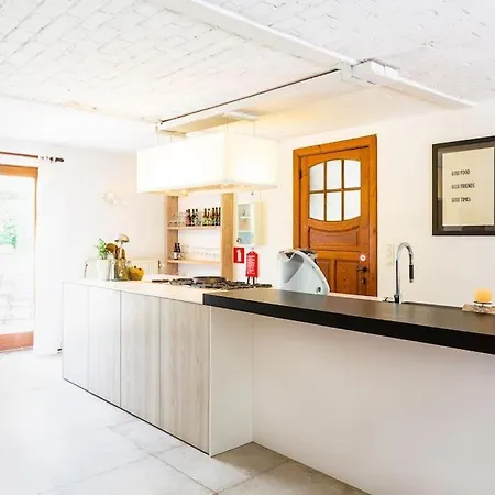 別荘 Mooie Authentieke Woning,