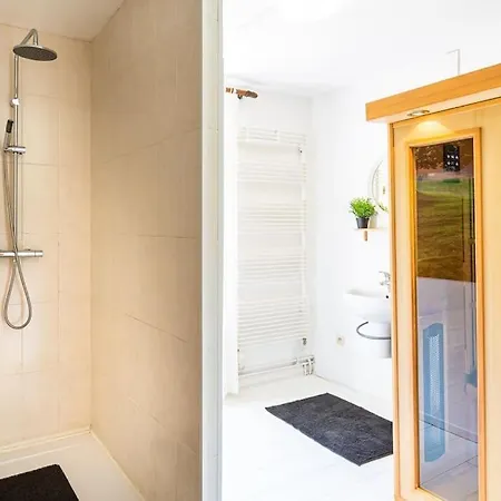 別荘 Mooie Authentieke Woning,